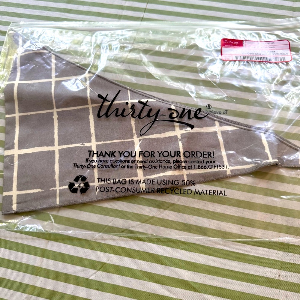 Thirty-One Gray Plaid Pet Bandana NWT